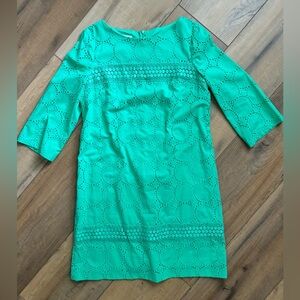 Women’s Kelly Green Shift Dress with 3/4 Sleeves. Size 12